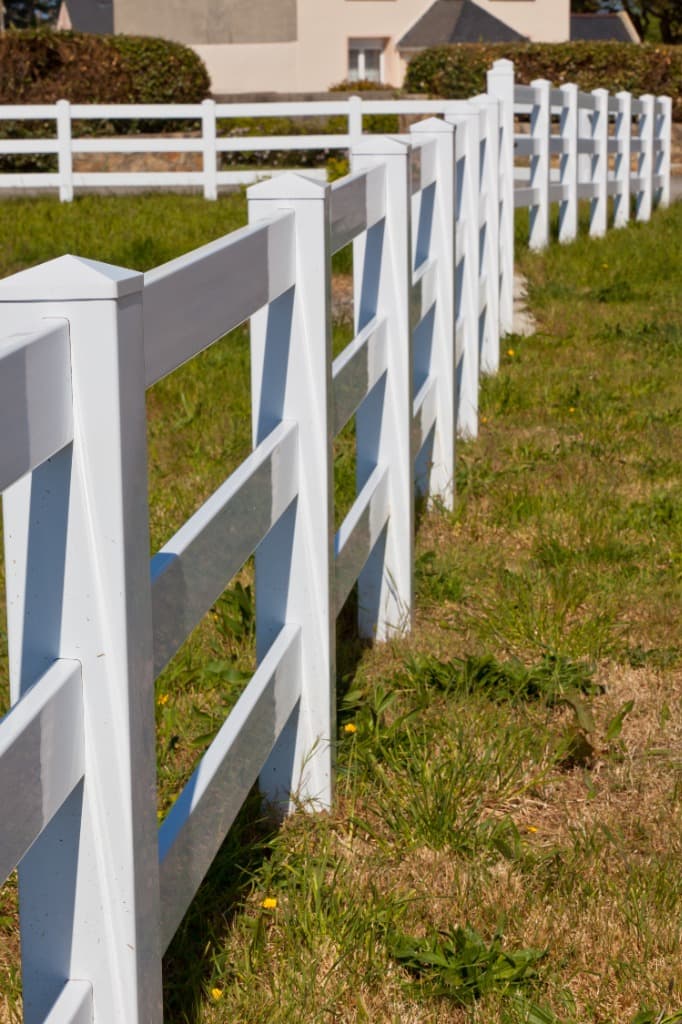 Vinyl Ranch Fencing